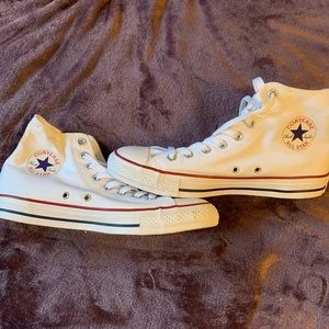 CONVERSE- white, high top converse, NWT